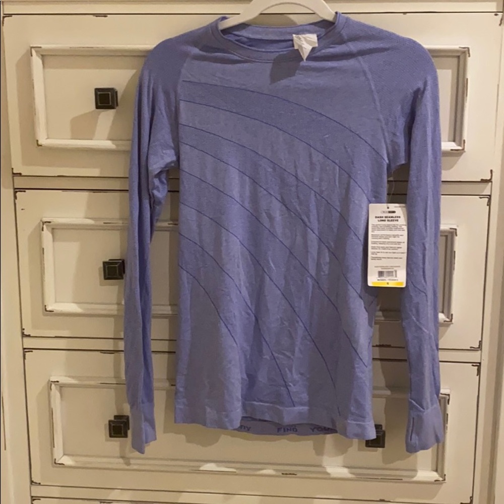 Saucony long sleeve shirt